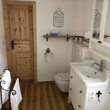 Prázdninový dům Dorfhaeuschen An Der Kirche Weinähr